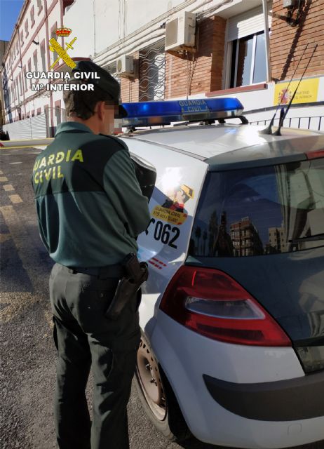 La Guardia Civil detiene a una mujer que sustrajo 5.000 euros a una octogenaria