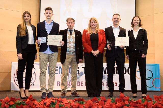 Los mazarroneros Rubén García y Ángel Morales premiados en la gala regional de taekwondo