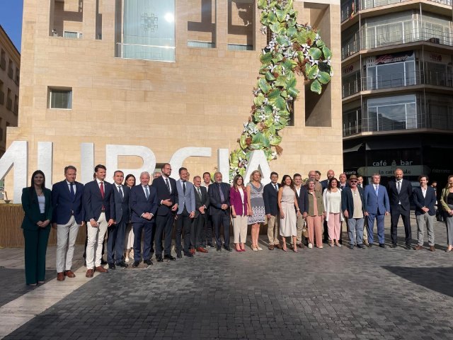 El alcalde aborda los desafíos de Mazarrón en el I Foro de municipalismos y reclama una mejor promoción turística por parte del Gobierno Regional